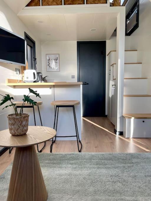 Tiny House With Sauna & Jacuzzi Near Amsterdam Vijfhuizen Extérieur photo