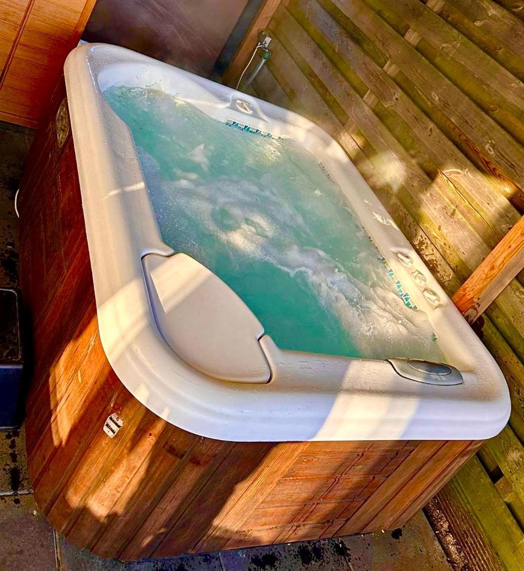 Tiny House With Sauna & Jacuzzi Near Amsterdam Vijfhuizen Extérieur photo