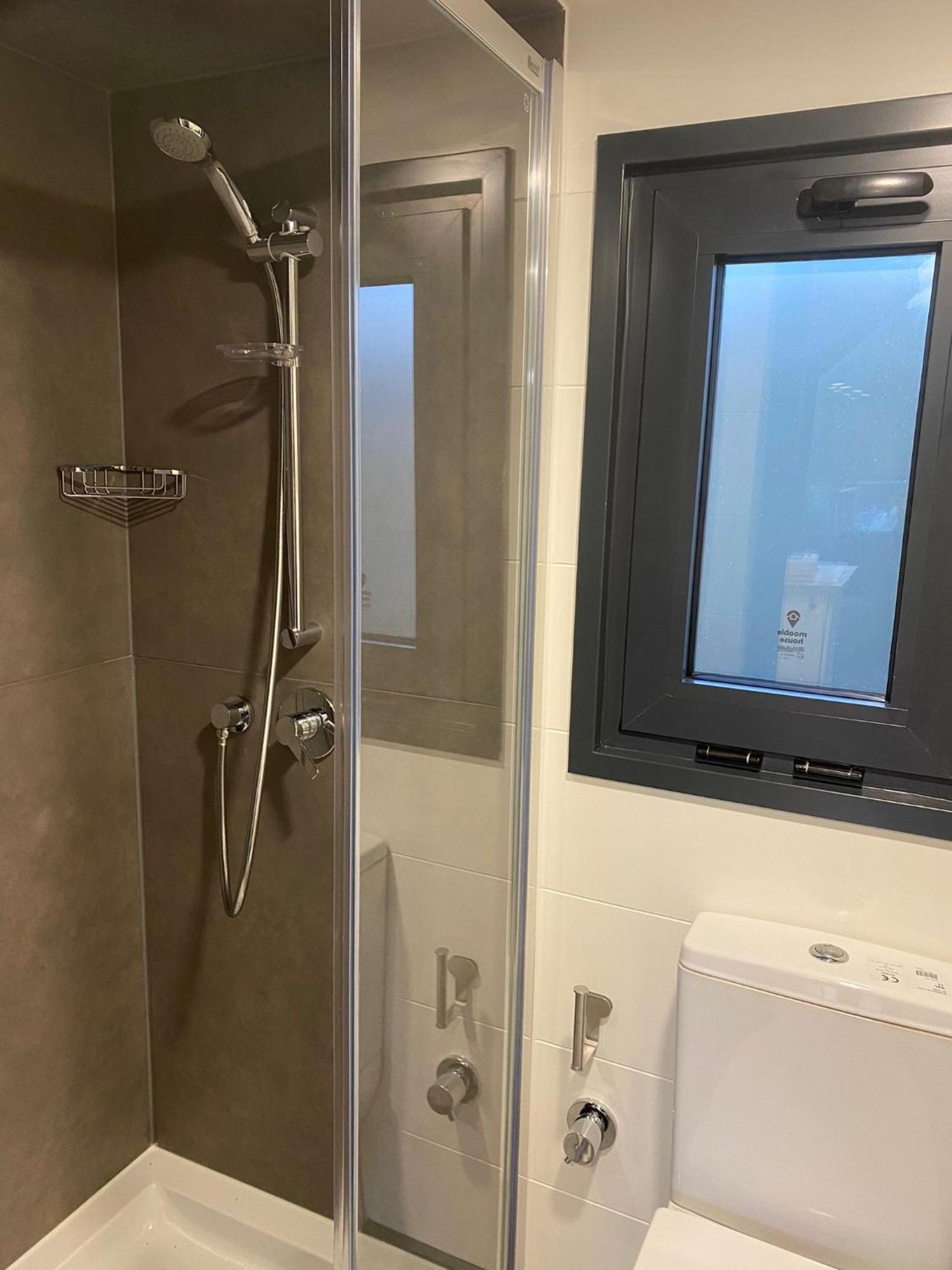 Tiny House With Sauna & Jacuzzi Near Amsterdam Vijfhuizen Extérieur photo